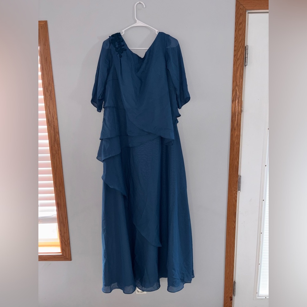 Elegant Teal Blue Layered Evening Dress - Women